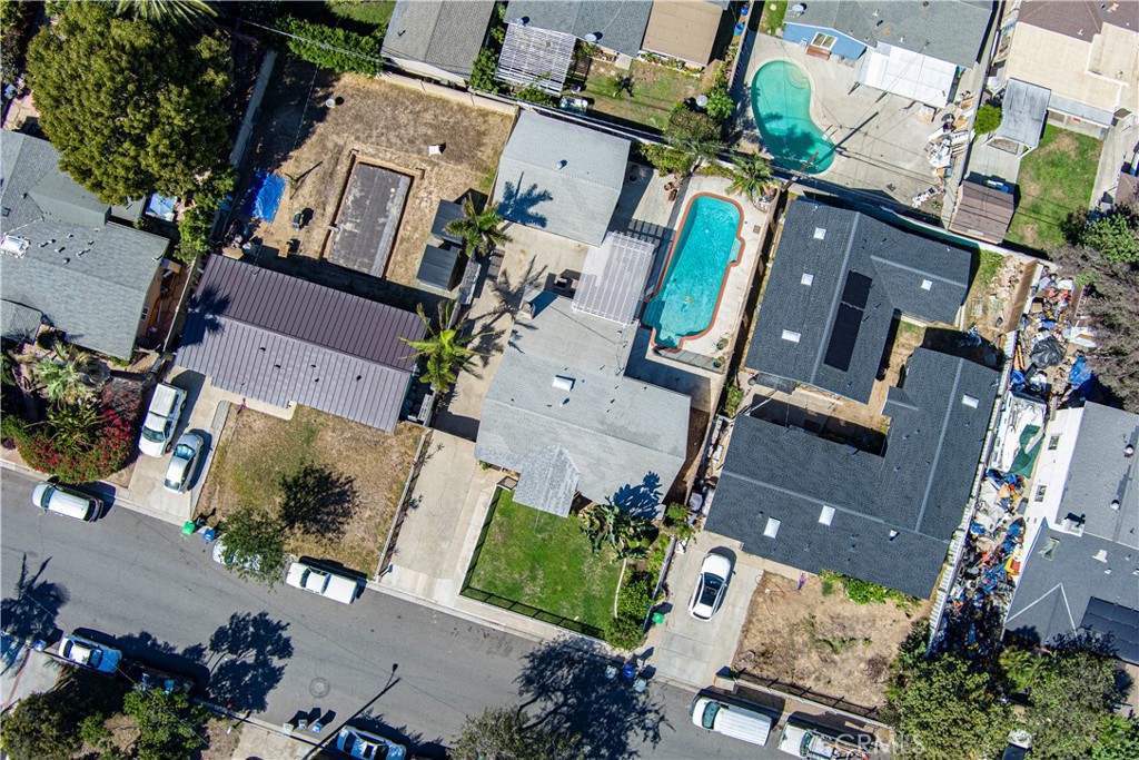 610 W Bay Street, Costa Mesa CA 92627 - photo 47