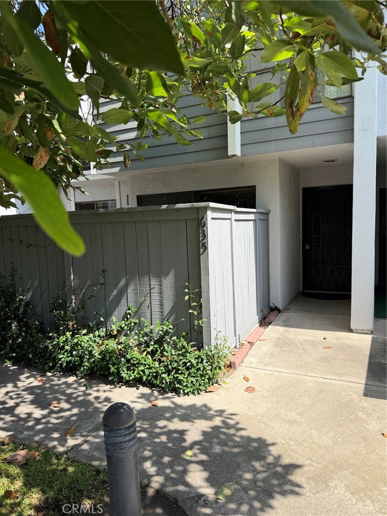 Front door - 635 Danube, Costa Mesa CA 92626 - photo 1