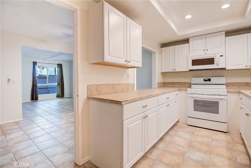 636 Rhine Lane 122, Costa Mesa CA 92626 - photo 16
