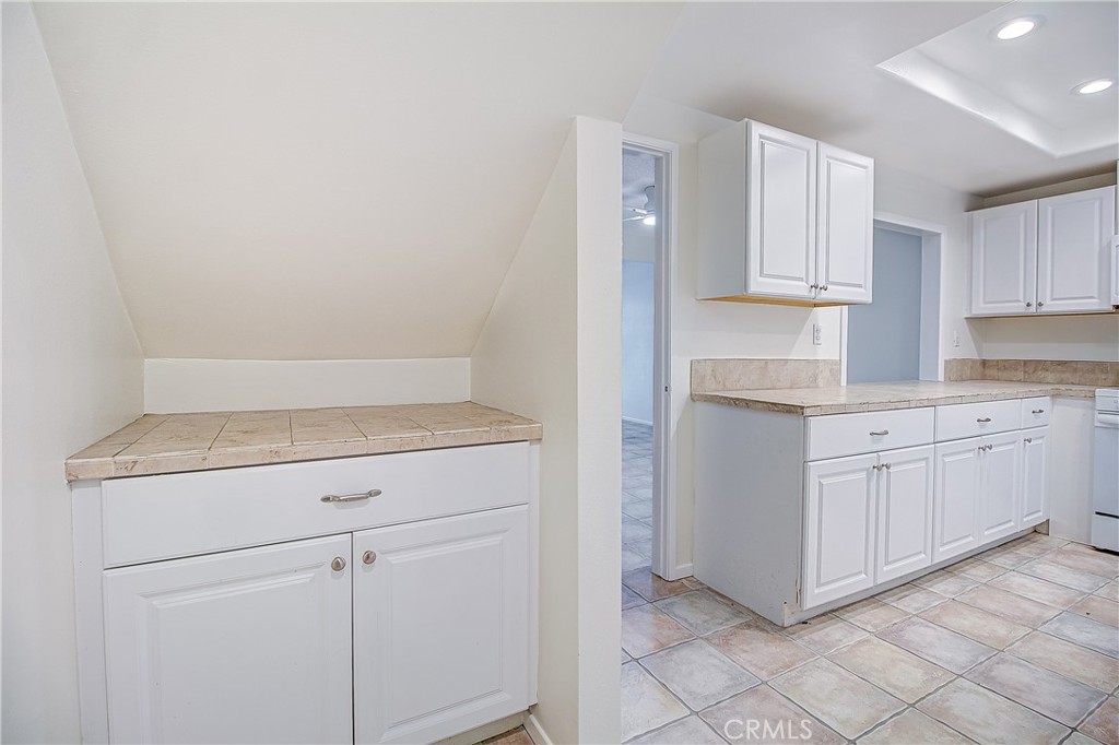 636 Rhine Lane 122, Costa Mesa CA 92626 - photo 17