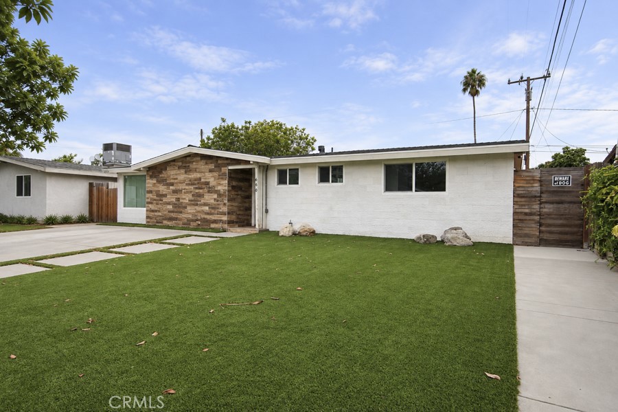 660 Beach Street, Costa Mesa CA 92627 - photo 3