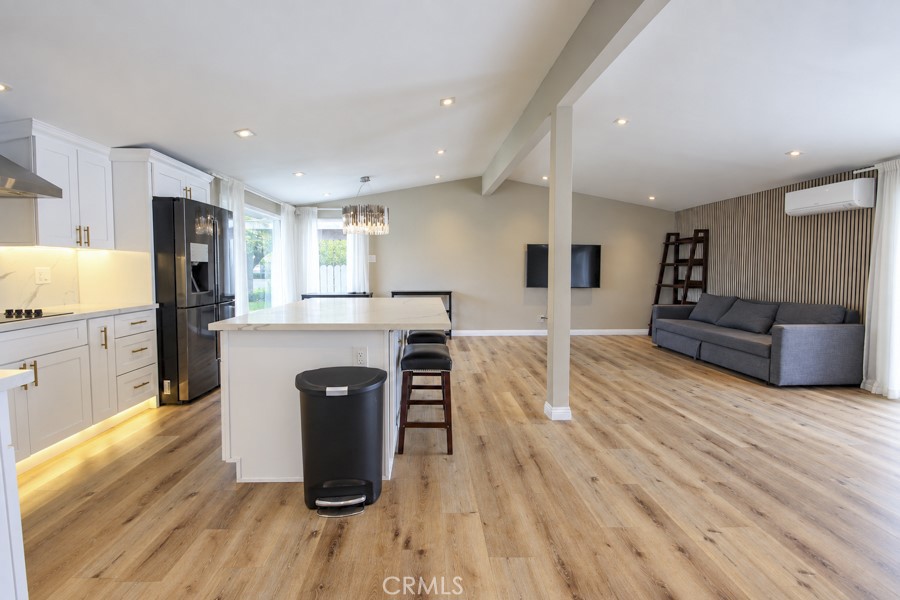 660 Beach Street, Costa Mesa CA 92627 - photo 5