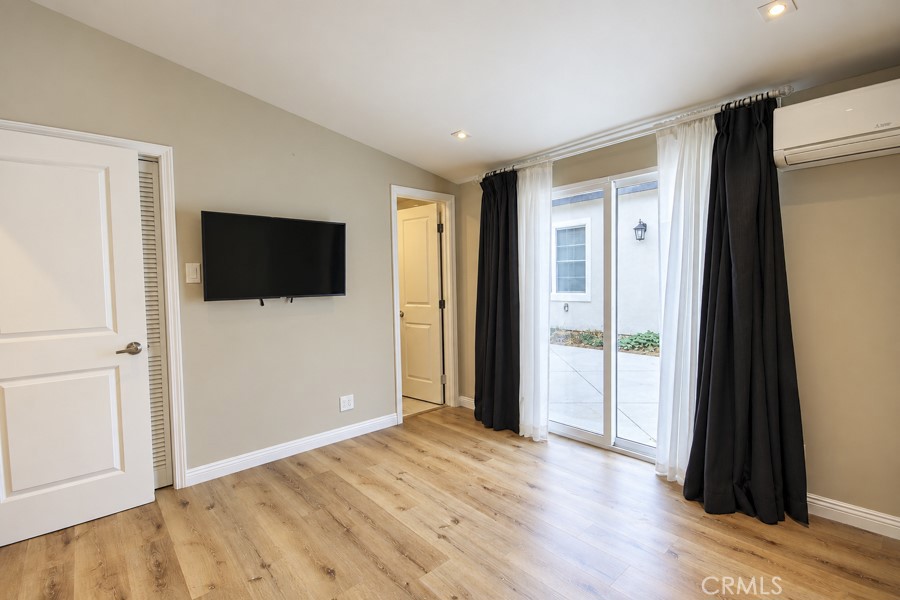 660 Beach Street, Costa Mesa CA 92627 - photo 17