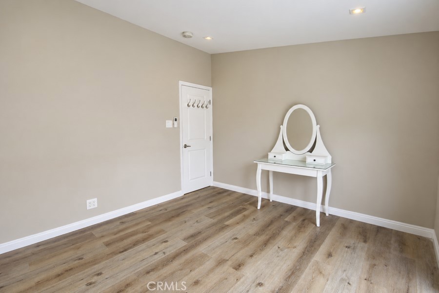 660 Beach Street, Costa Mesa CA 92627 - photo 28
