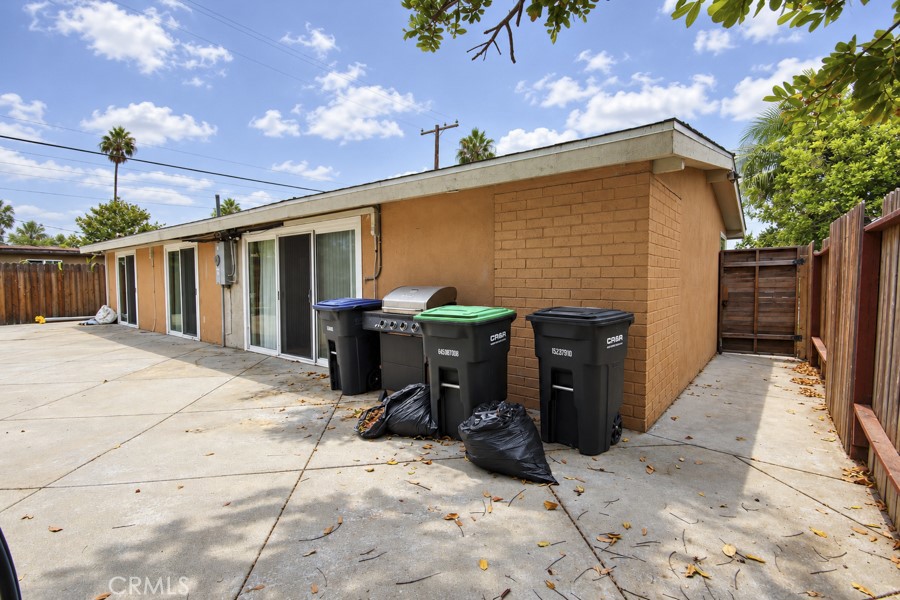 660 Beach Street, Costa Mesa CA 92627 - photo 29