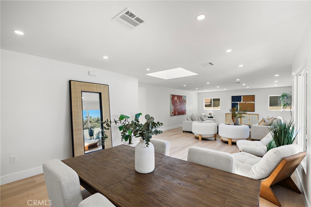 674 Senate Street, Costa Mesa CA 92627 - photo 12