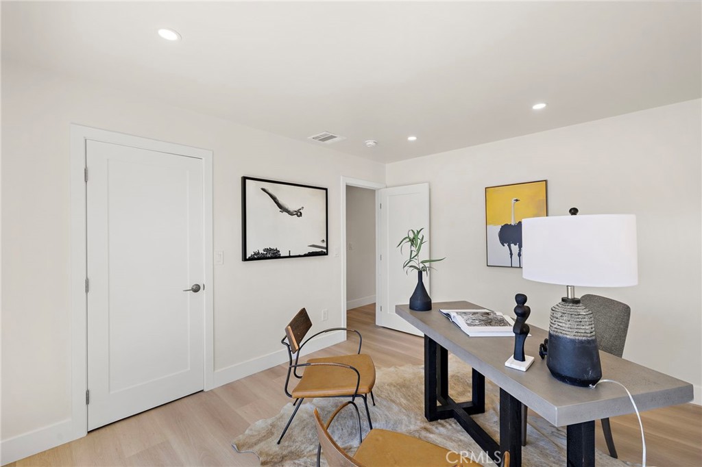 674 Senate Street, Costa Mesa CA 92627 - photo 25