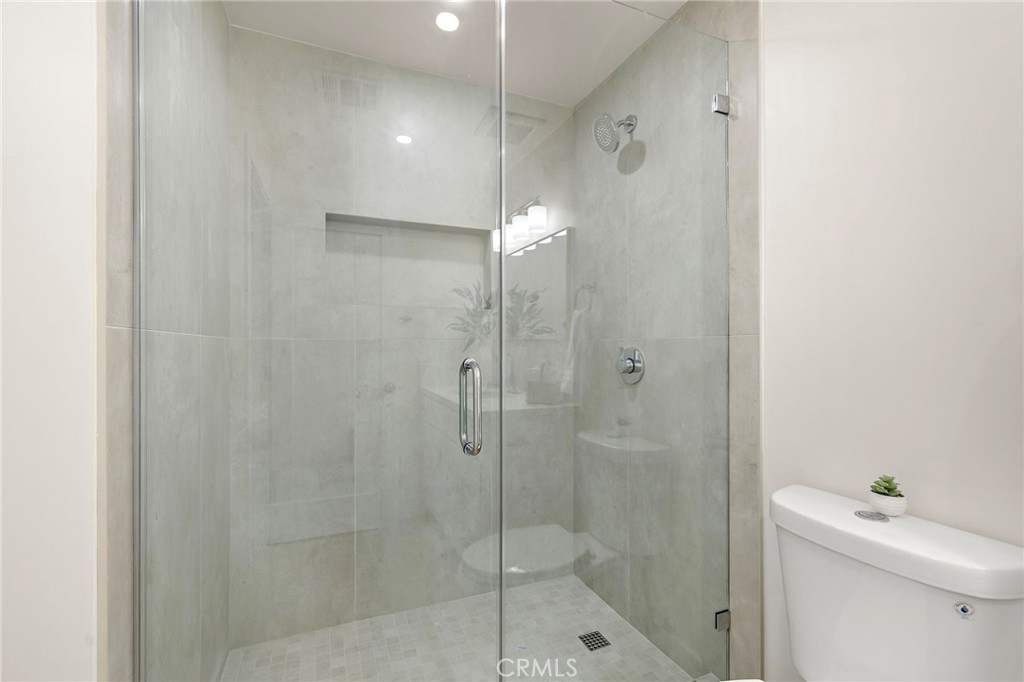 674 Senate Street, Costa Mesa CA 92627 - photo 30