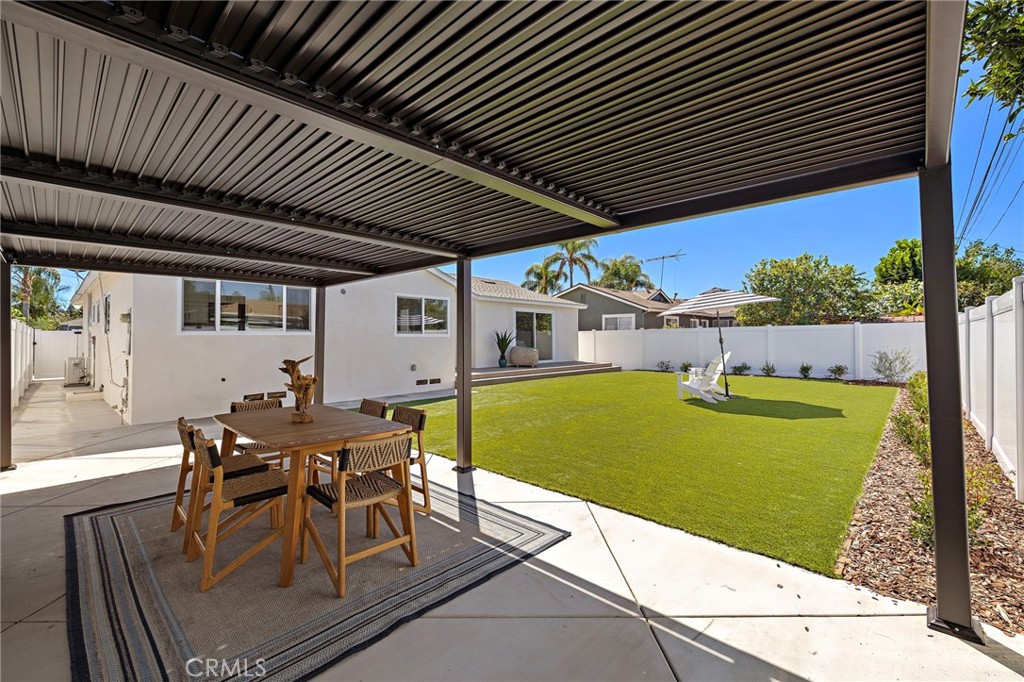 674 Senate Street, Costa Mesa CA 92627 - photo 34