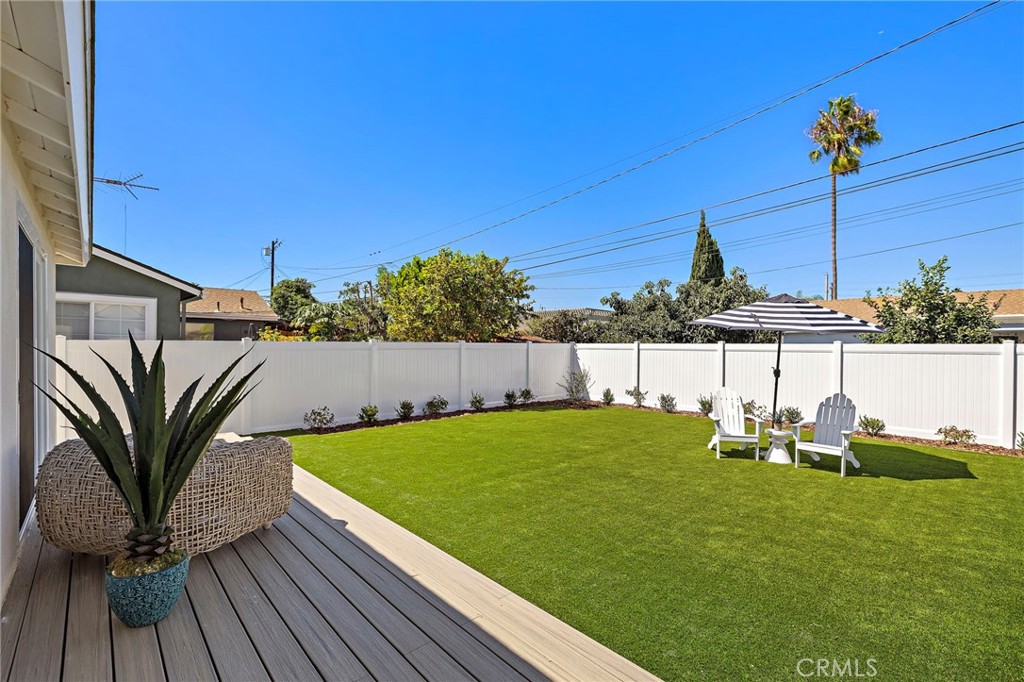 674 Senate Street, Costa Mesa CA 92627 - photo 36
