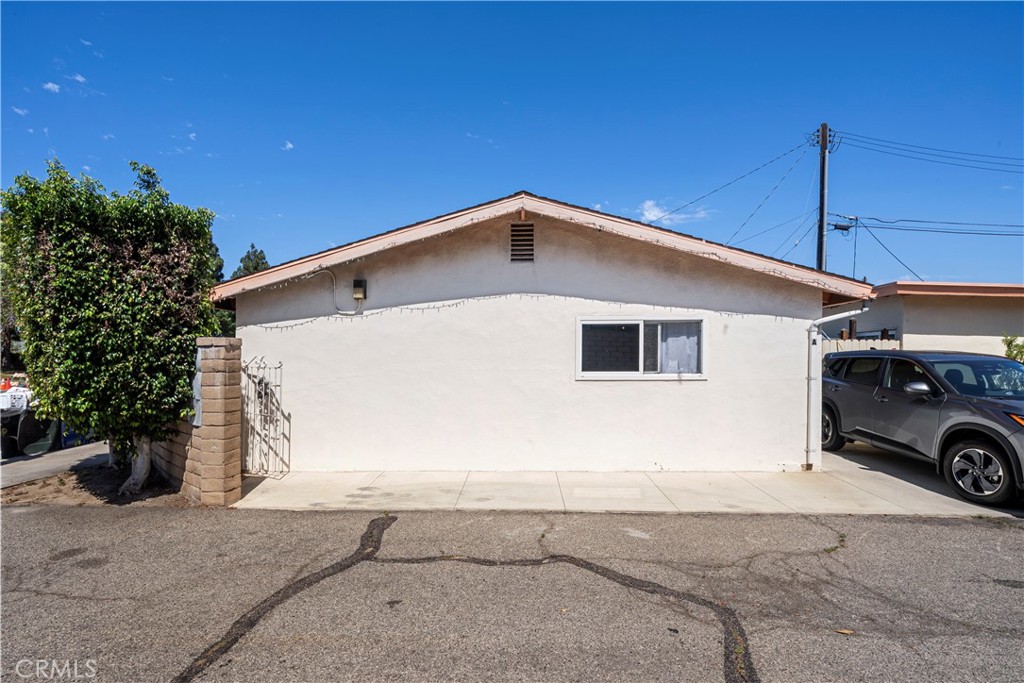 681 Victoria, Costa Mesa CA 92627 - photo 7