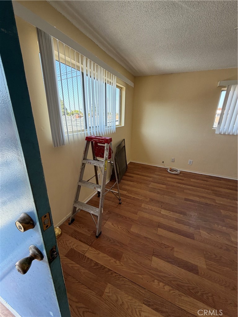 681 Victoria, Costa Mesa CA 92627 - photo 36