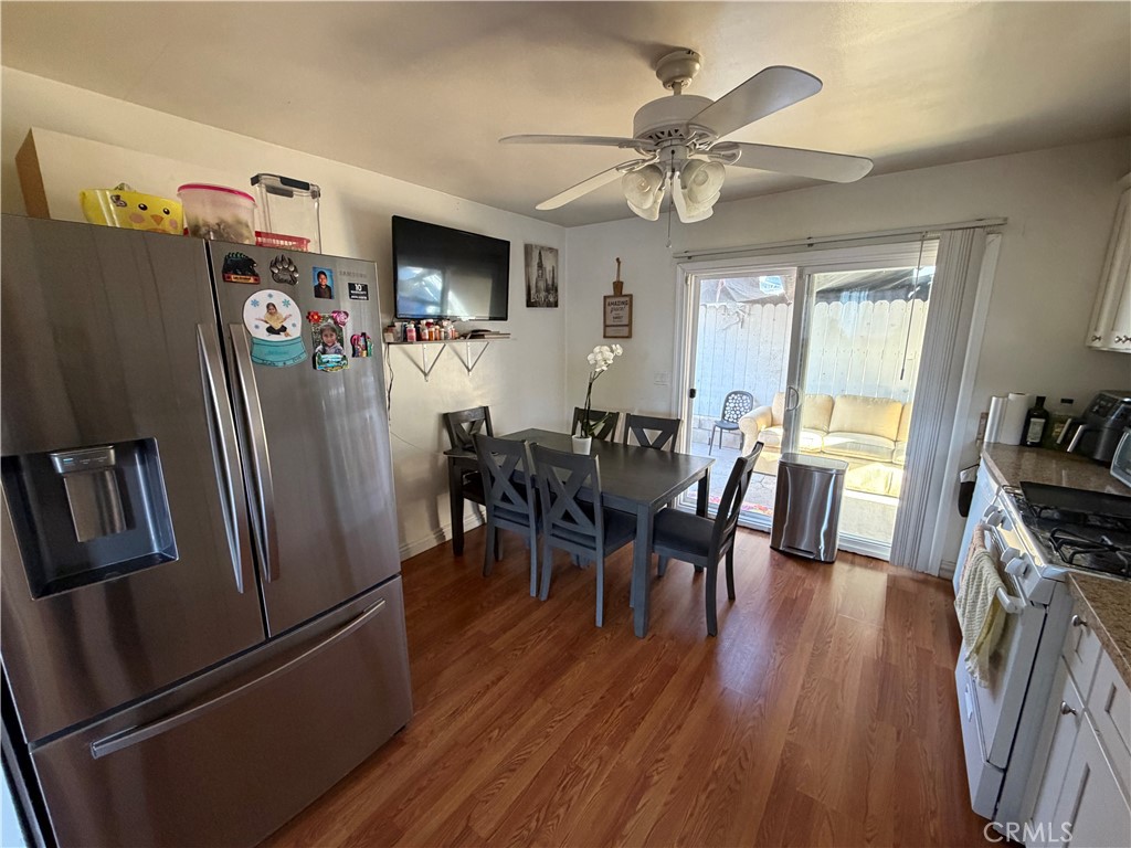 681 Victoria, Costa Mesa CA 92627 - photo 43