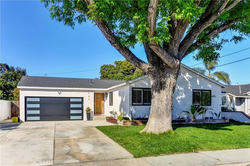 686 Governor St, Costa Mesa, CA 92627