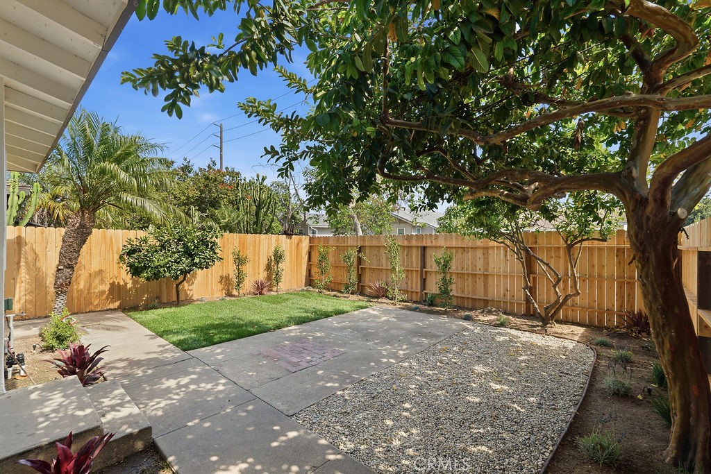 great front yard Unit A - 726 Weelo Drive, Costa Mesa CA 92627 - photo 3