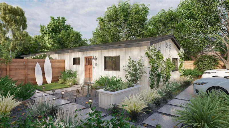 729 Center Street B, Costa Mesa, CA 92627