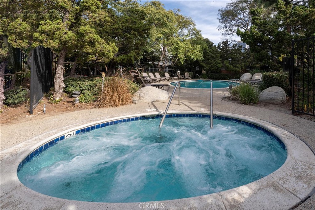 749 Schenley Bay, Costa Mesa CA 92626 - photo 3