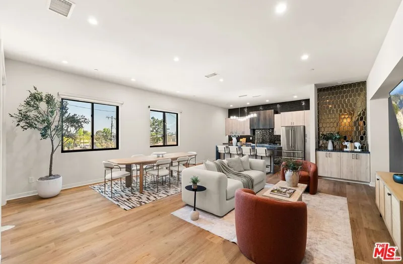 752 W 19th Street B, Costa Mesa, CA 92627
