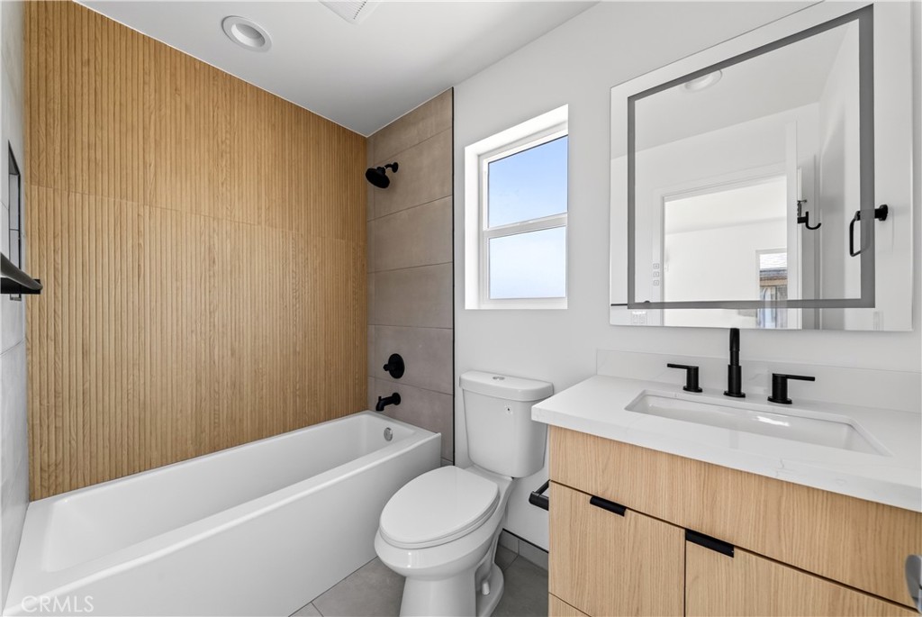 776 W Wilson Street, Costa Mesa CA 92627 - photo 20