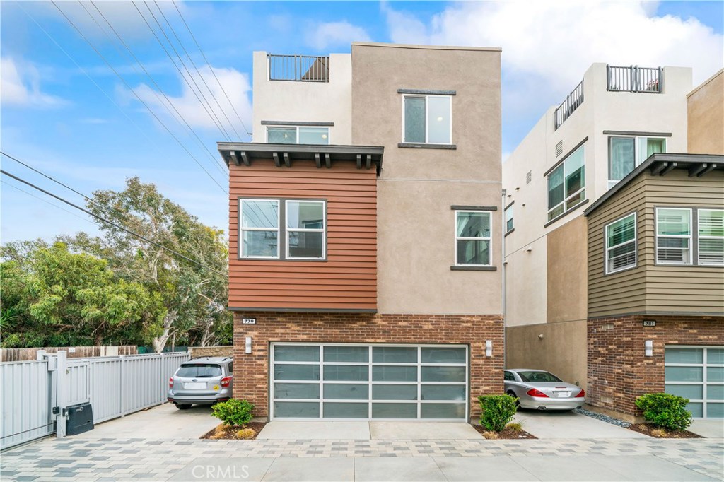 End Unit - Garage Entrance - 779 Wonder Lane, Costa Mesa CA 92627 - photo 1