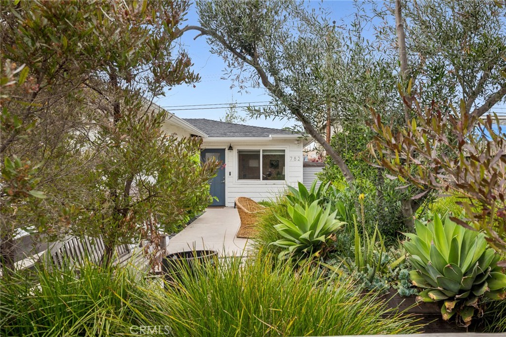 782 W 18th Street, Costa Mesa CA 92627 - photo 1