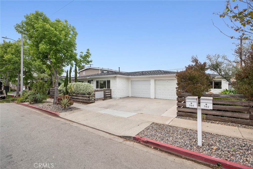782 W 18th Street, Costa Mesa CA 92627 - photo 1