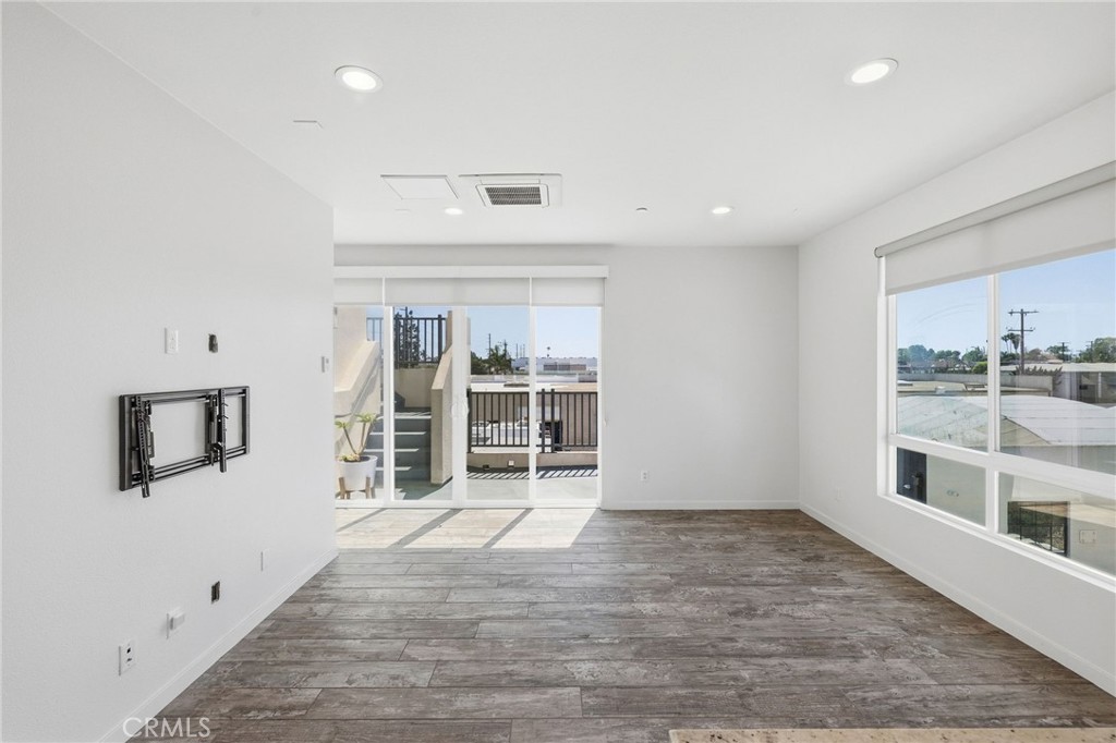 783 Wonder Lane, Costa Mesa CA 92627 - photo 19