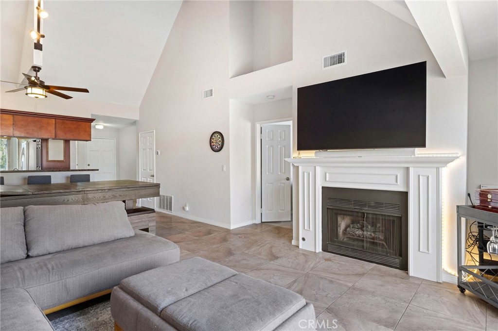 810 Baker 210, Costa Mesa CA 92626 - photo 4
