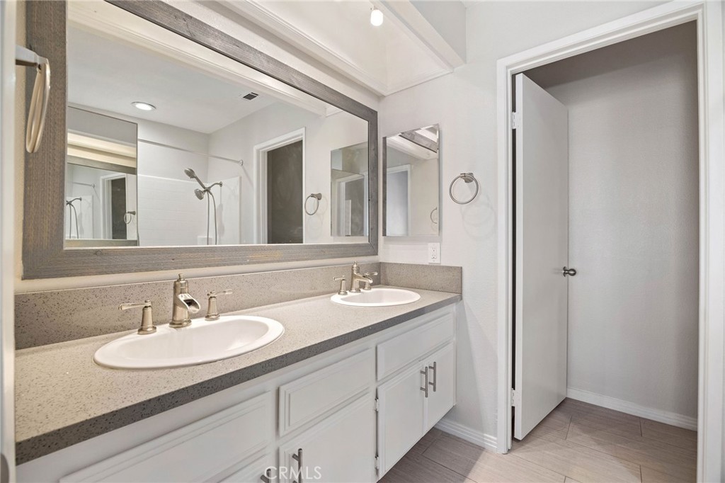810 Baker 210, Costa Mesa CA 92626 - photo 13