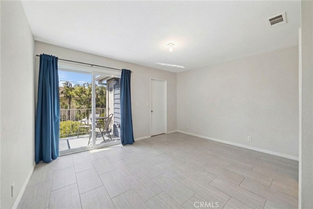 810 Baker 210, Costa Mesa CA 92626 - photo 15