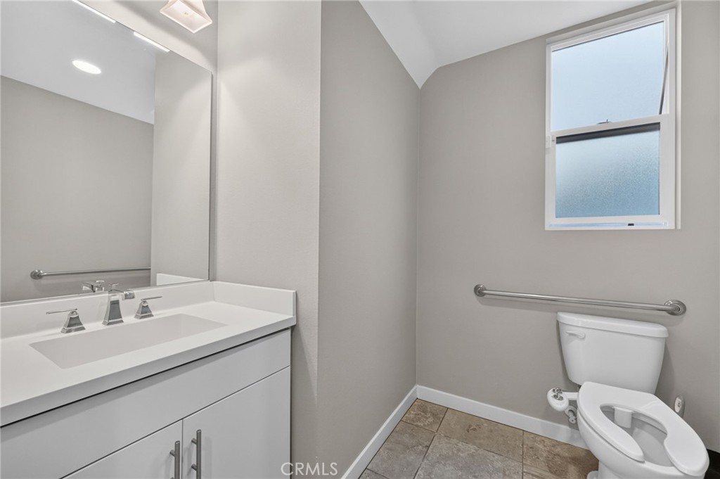 821 Brickyard, Costa Mesa CA 92627 - photo 13