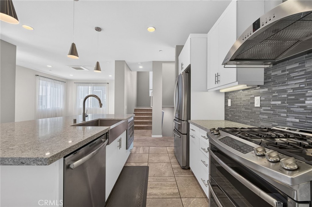 821 Brickyard, Costa Mesa CA 92627 - photo 21