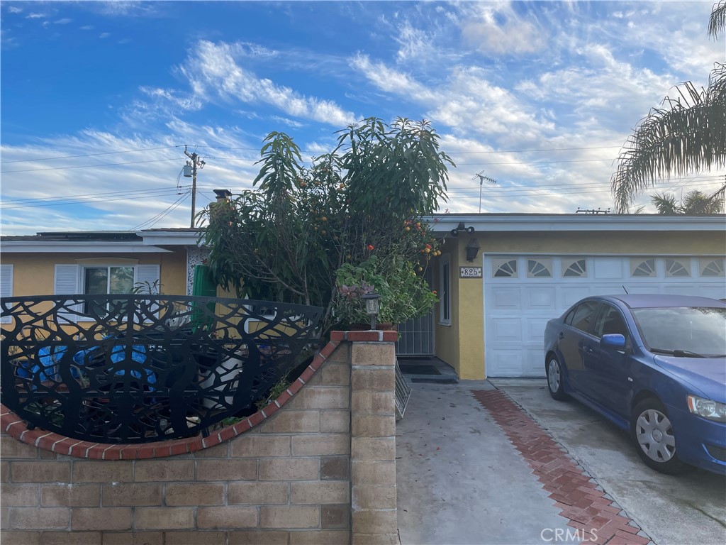 825 Sonora Road, Costa Mesa CA 92626 - photo 1