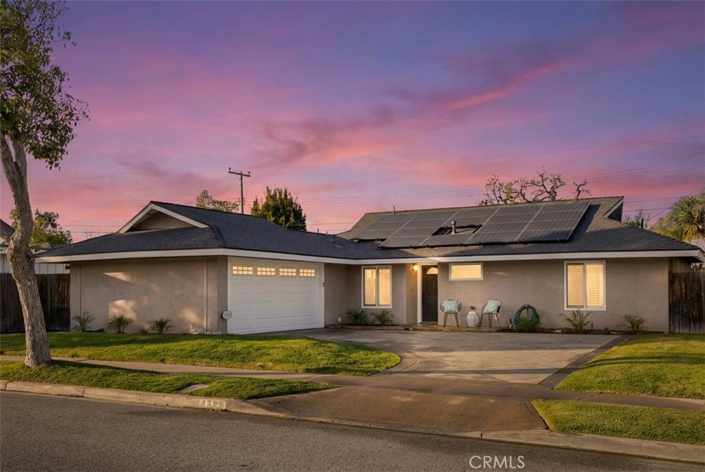 832 Presidio, Costa Mesa CA 92626 - photo 1