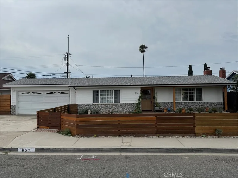 851 Saint Clair Street, Costa Mesa, CA 92626