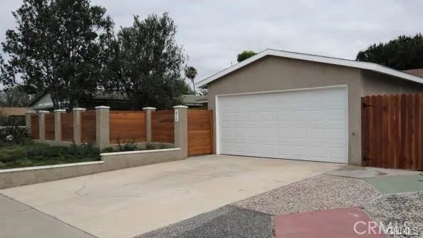 870 Darrell, Costa Mesa, CA 92627
