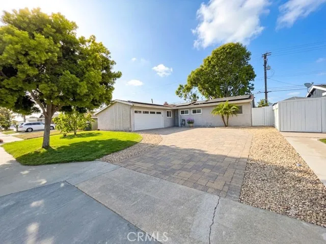 886 Joann Street, Costa Mesa, CA 92627