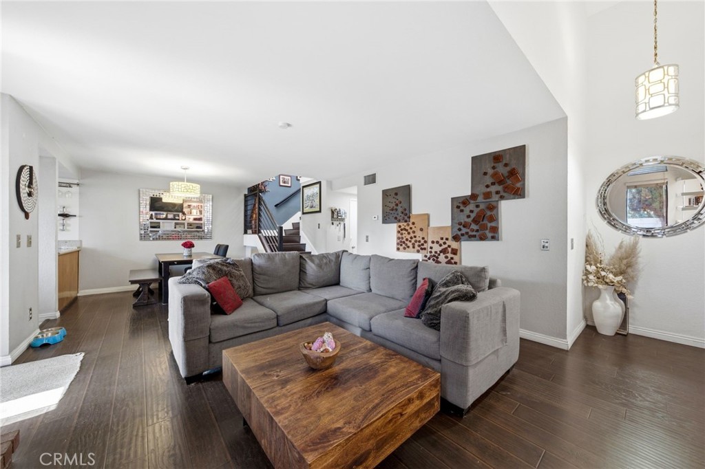 905 Hyde Court, Costa Mesa CA 92626 - photo 10
