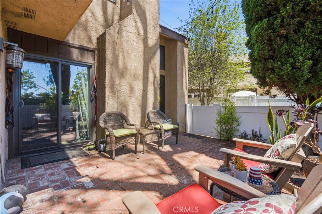 905 Hyde Court, Costa Mesa CA 92626 - photo 12