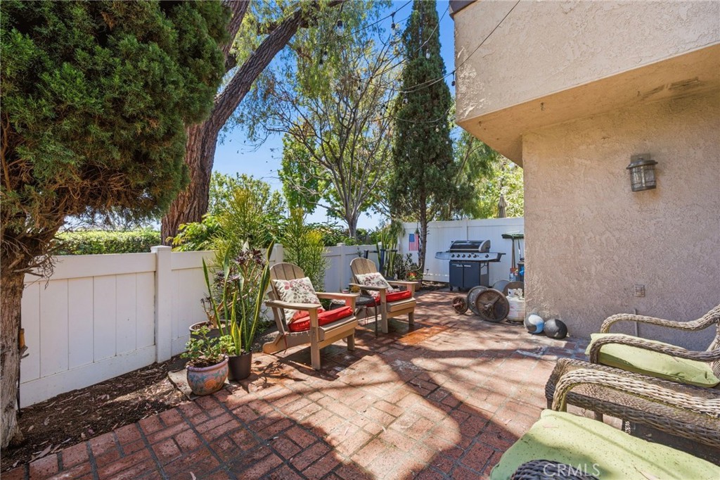 905 Hyde Court, Costa Mesa CA 92626 - photo 13