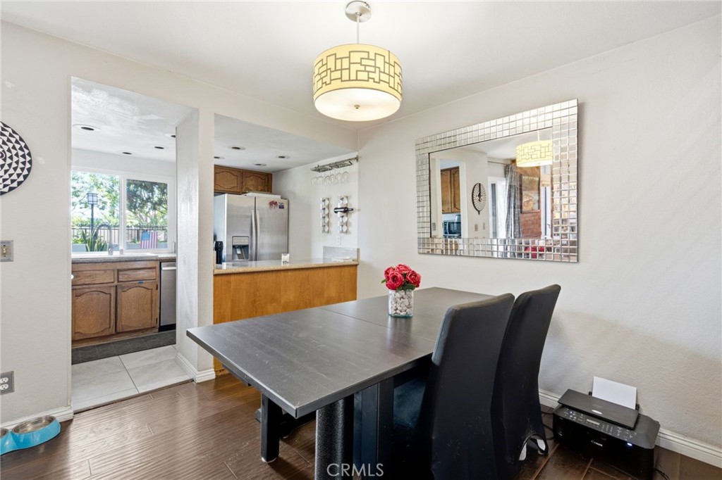 905 Hyde Court, Costa Mesa CA 92626 - photo 15