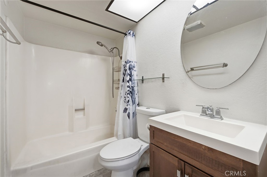 905 Hyde Court, Costa Mesa CA 92626 - photo 25