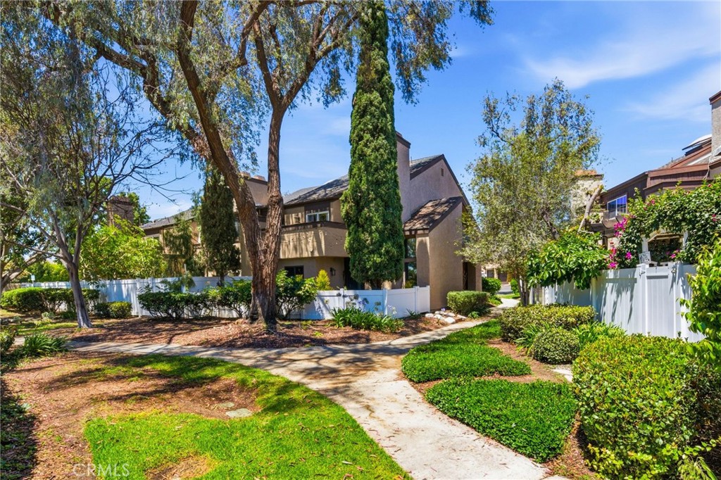 905 Hyde Court, Costa Mesa CA 92626 - photo 26