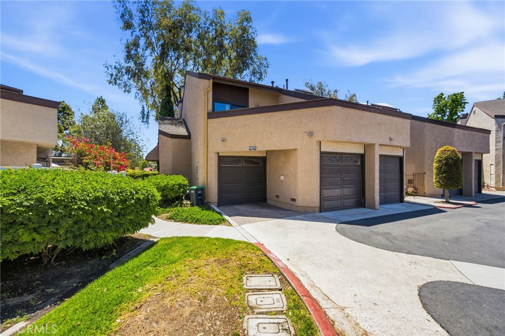 905 Hyde Court, Costa Mesa CA 92626 - photo 33
