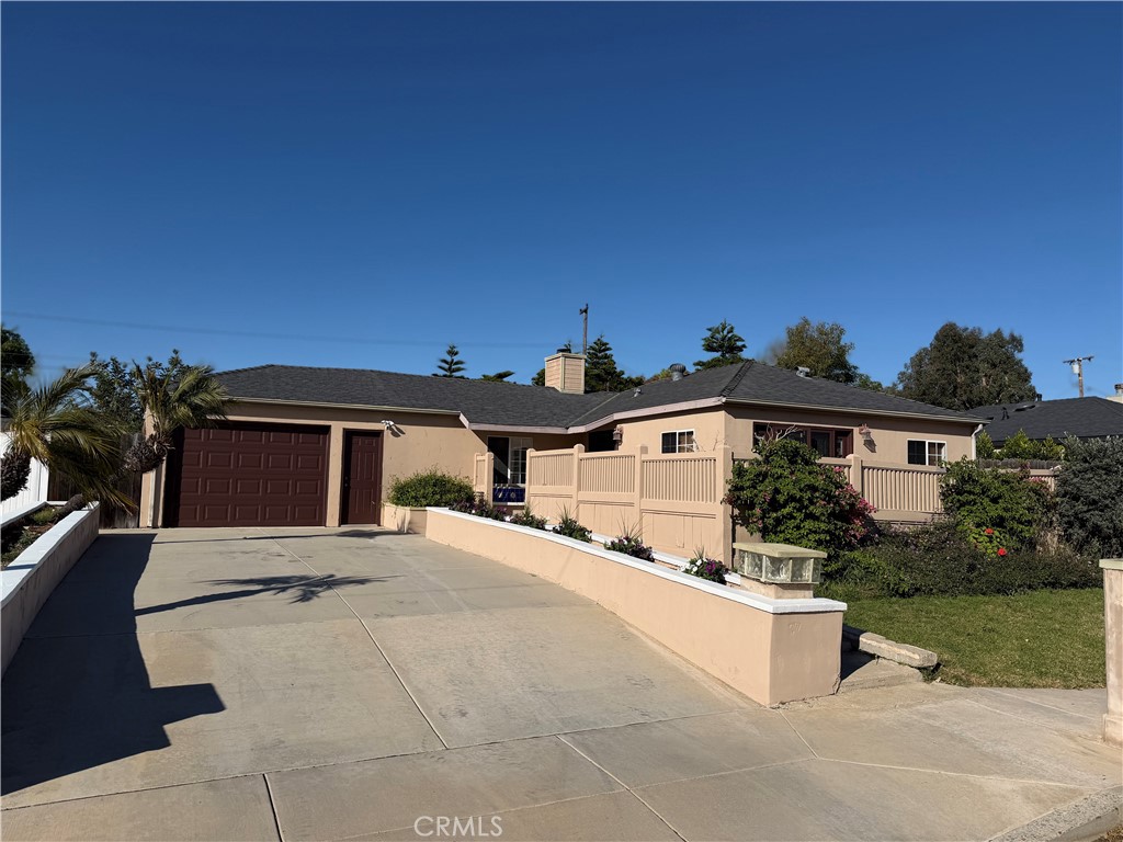 934 Governor, Costa Mesa CA 92627 - photo 1