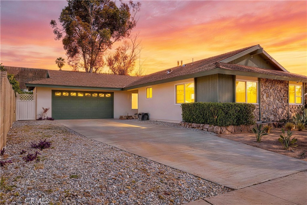 952 Cheyenne, Costa Mesa CA 92626 - photo 1