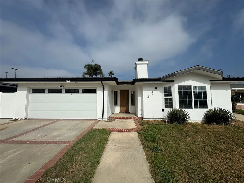 954 Capital Street, Costa Mesa, CA 92627