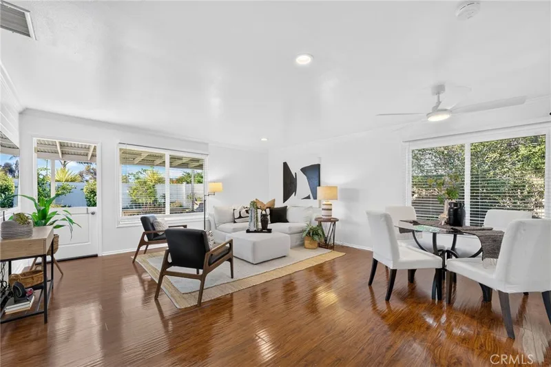 956 W Wilson, Costa Mesa, CA 92627