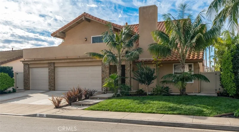969 Azalea Drive, Costa Mesa, CA 92626