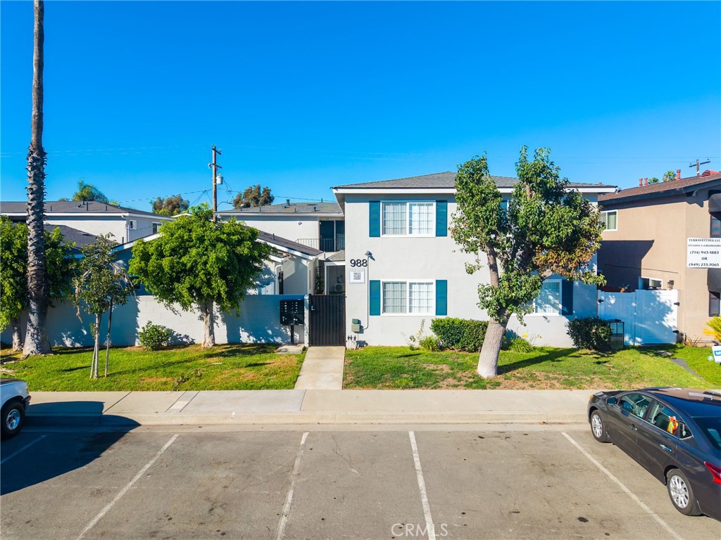 988 El Camino, Costa Mesa CA 92626 - photo 3